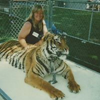 Crystal Neely Photo 11