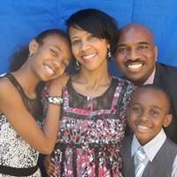 Angela Godwin Photo 39
