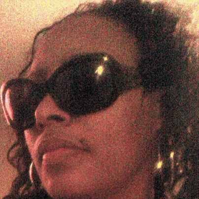 Latisha Robinson Photo 25
