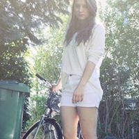 Vanessa Miles Photo 27