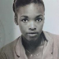 Paula Whitfield Photo 21