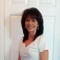 Janet Nichols Photo 35