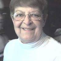 Sara Pratt Photo 23