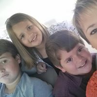 Tanya Hardin Photo 13