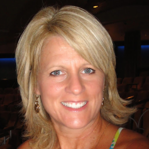 Angie Godwin Photo 20
