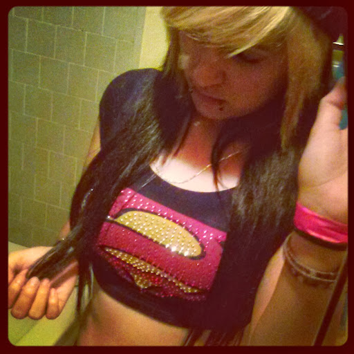 Elizabeth Velasquez Photo 5