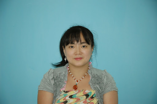 Julie Tsai Photo 13
