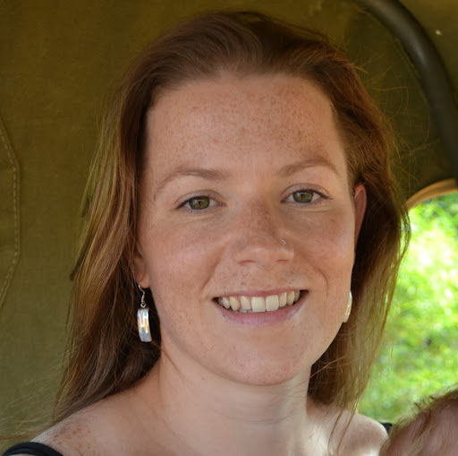 Evelyn Davis Photo 31