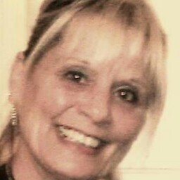 Katherine Christensen Photo 29