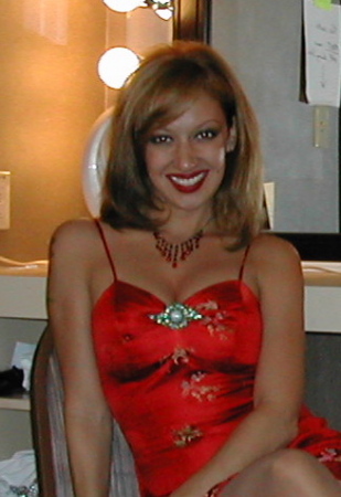 Elizabeth Peterson Photo 14