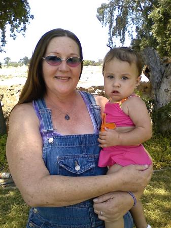 Kellie Smith Photo 9