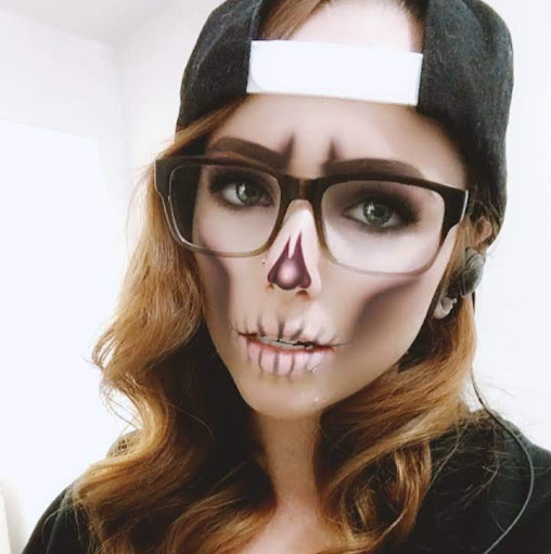 Caitlin Jones Photo 29