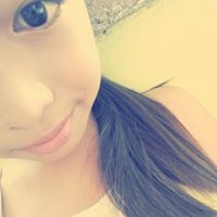 Alyssa Flores Photo 12