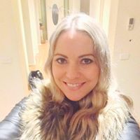 Danielle Davidson Photo 38