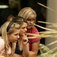 Lisa Hager Photo 38