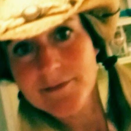 Rachael Swanson Photo 21