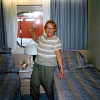 Elizabeth Weeks Photo 42