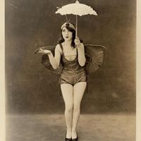 Anita Vaughan Photo 14