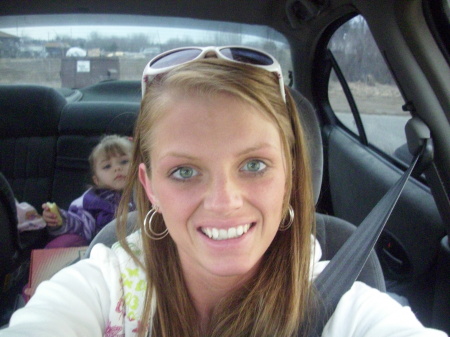 Amy Lowery Photo 25
