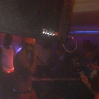 Dexter Charles Photo 21