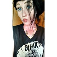 Amanda Mulholland Photo 8