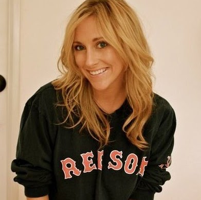 Claire Moore Photo 13