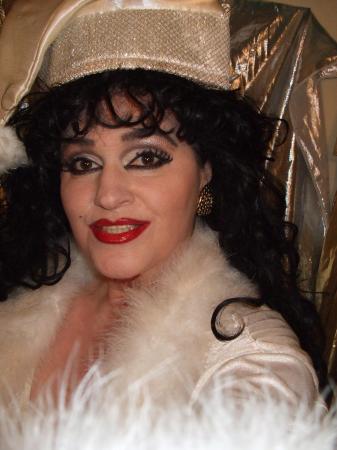 Linda Gillespie Photo 16