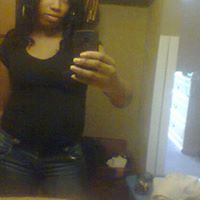 Janelle White Photo 7