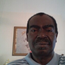 Clifford Thomas Photo 28