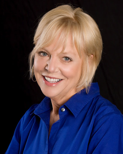 Carol Wayne Photo 24