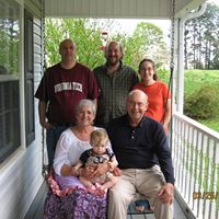 Julie Wardlaw Photo 7
