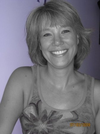Debbie Hawkins Photo 32