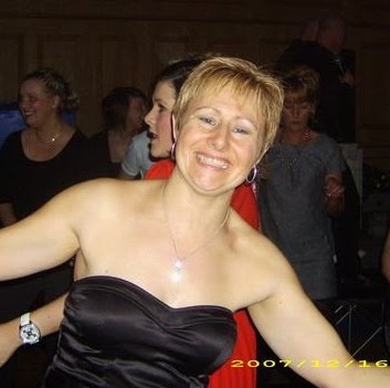 Angela Mackle Photo 3