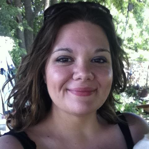 Sarah Vaught Photo 10