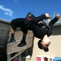 Jonathon Larson Photo 4