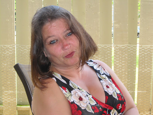 Angela Deese Photo 11