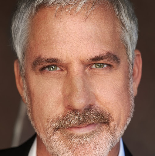 Perry Thomas Photo 33