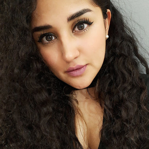 Annette Alvarez Photo 16