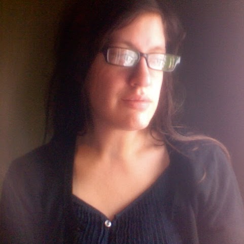 Julia Davidson Photo 21