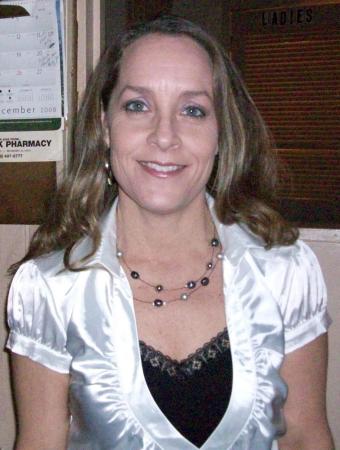 Regina Beard Photo 23