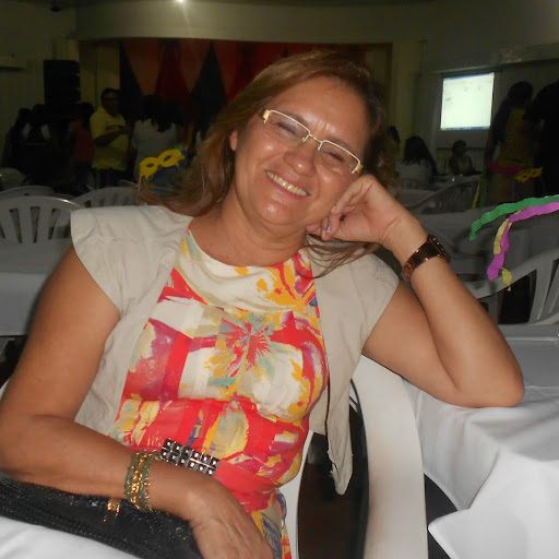 Lucia Garcia Photo 24