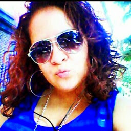 Lesley Martinez Photo 18