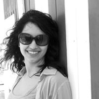 Claudia Albuquerque Photo 7