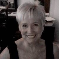 Linda Hardy Photo 26