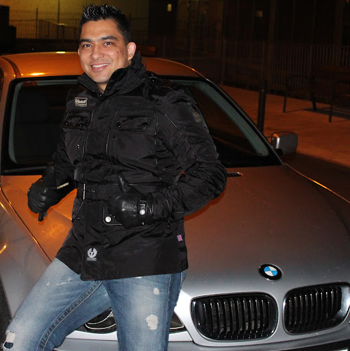 Michael Bolivar Photo 8