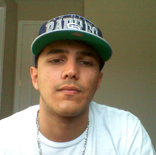 Carlos Chavez Photo 32