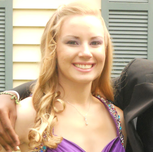 Julie Chapin Photo 30