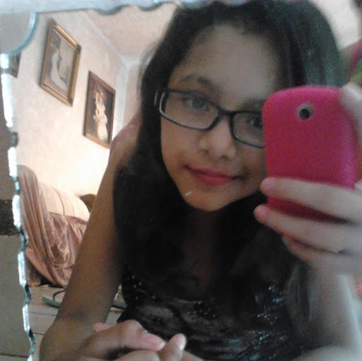 Gisselle Gonzalez Photo 30