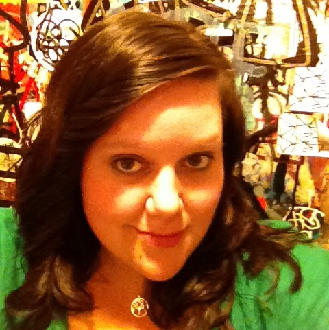 Lindsey Costello Photo 3