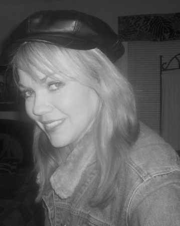 Lori Butler Photo 32
